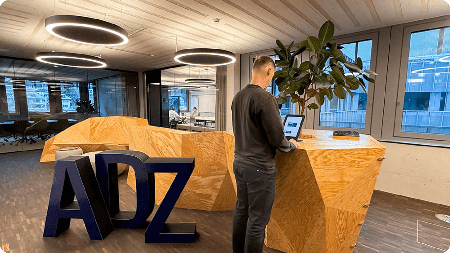 branchen/Referenz_ADZ