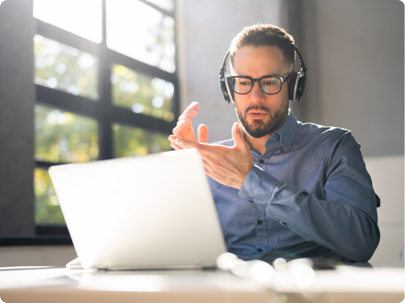 events/events_webinar_laptop