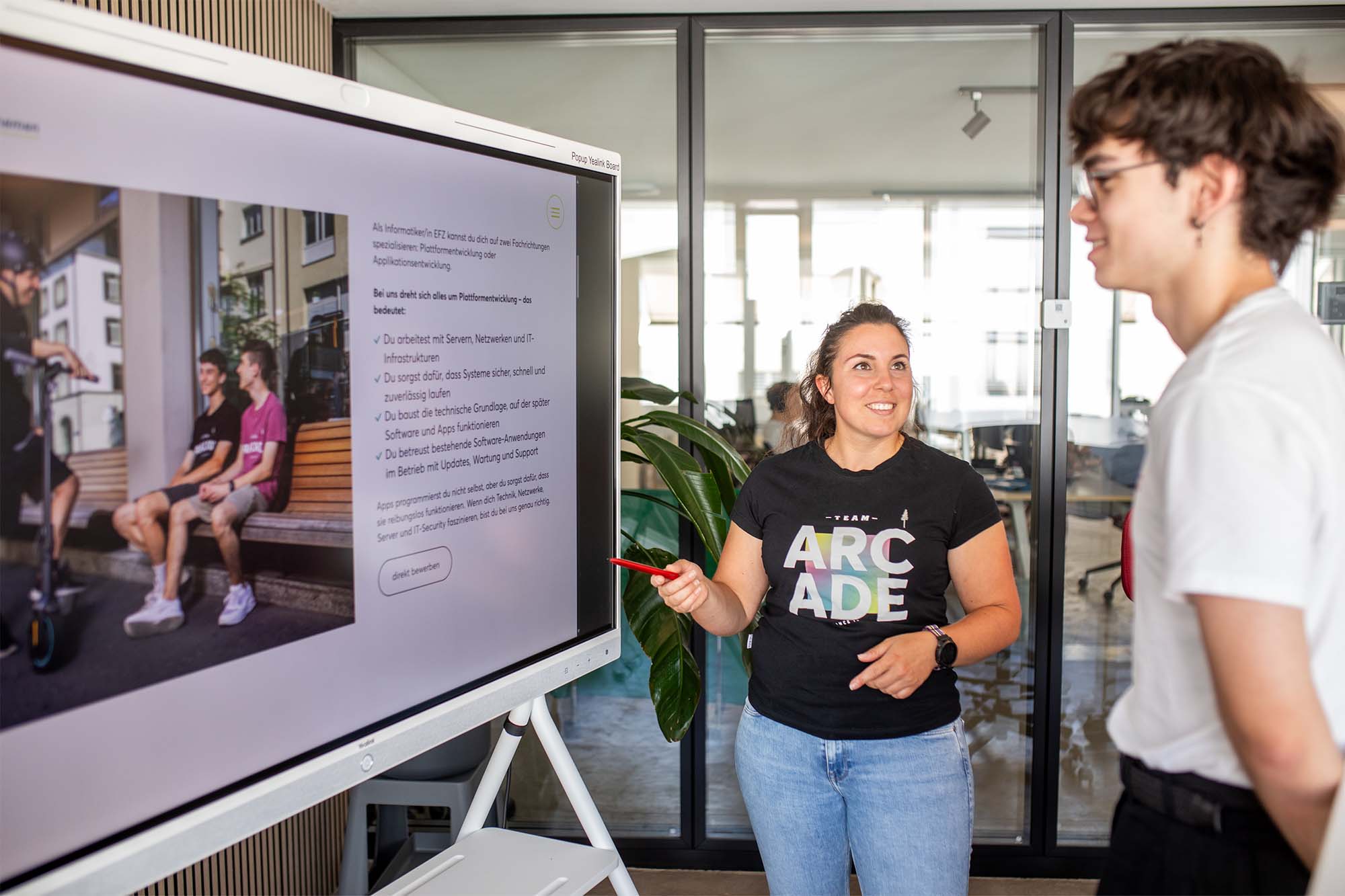Arina - Berufsbildnernin bei arcade solutions ag
